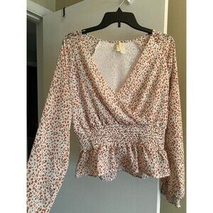 Japna White and Red Floral Peasant Blouse with Cinched Sleeves Size Medium EUC